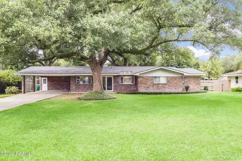 216 Brentwood Blvd, Lafayette, LA 70503