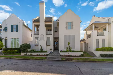 703 Elysian Fields Dr, Lafayette, LA 70508