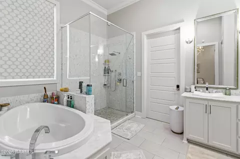 Bath - 703 Elysian Fields Dr, Lafayette, LA 70508 photo 2 of 6