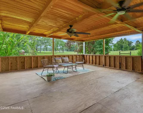 38 Hidden Hills Lake Rd, Arnaudville, LA 70512
