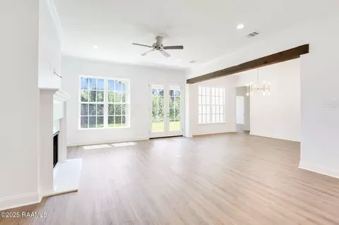 104 Lisburn Dr, Lafayette, LA 70507 photo 5