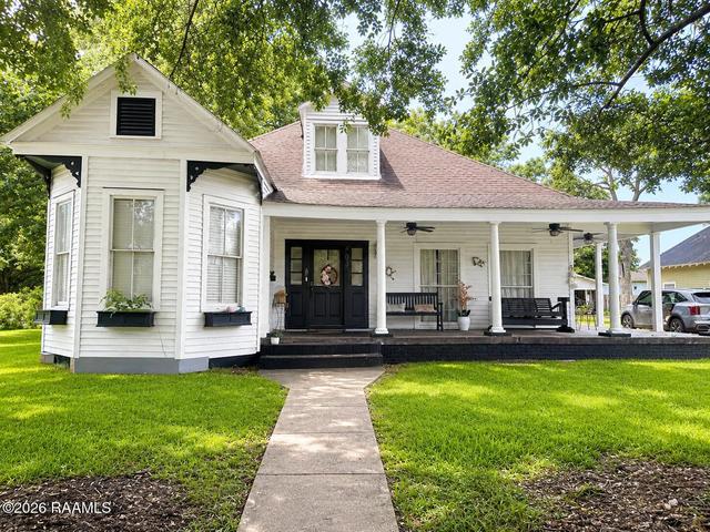 403 E 8th St, Crowley, LA 70526