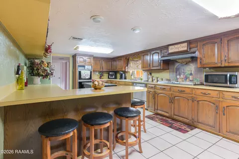 452 Pacific St, Berwick, LA 70342 photo 12