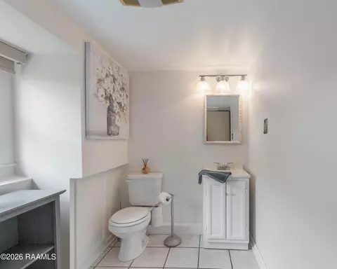 452 Pacific St, Berwick, LA 70342 photo 18
