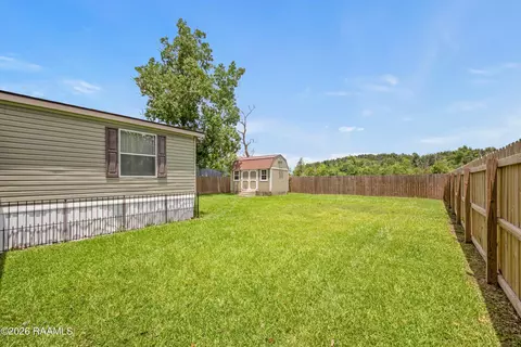 Exterior - 707 Roger Rd #A, Scott, LA 70583 photo 5 of 7