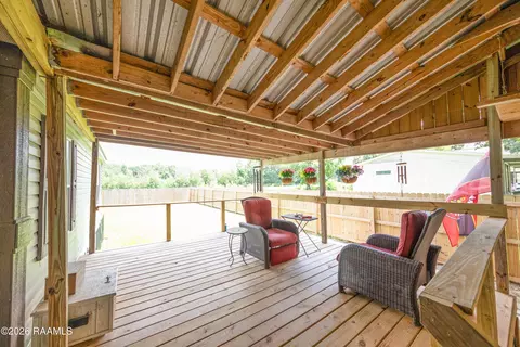 Exterior - 707 Roger Rd #A, Scott, LA 70583 photo 6 of 7