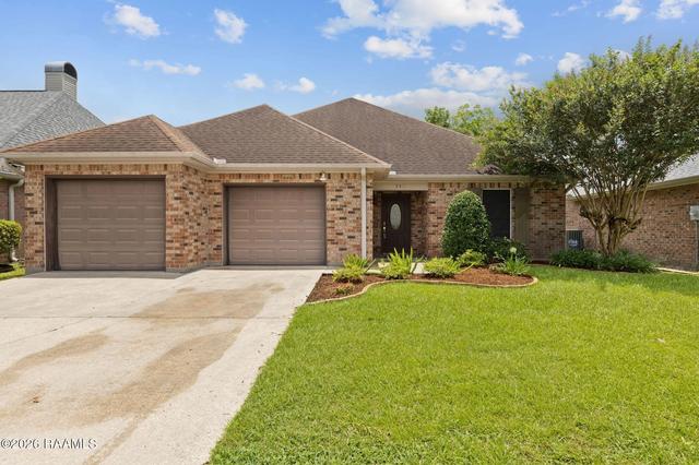 510 Kings Cove Cir, Lafayette, LA 70508