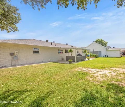706 E St, Rayne, LA 70578 photo 24