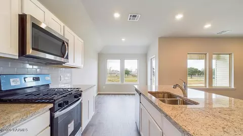 142 Colett Dr, Sunset, LA 70584 photo 8