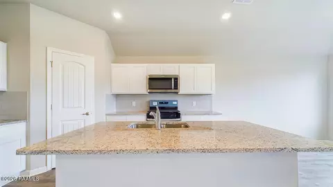 142 Colett Dr, Sunset, LA 70584 photo 6