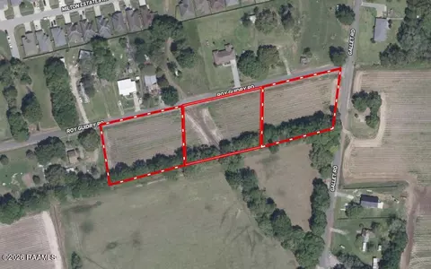 101 Roy Guidry Rd, Youngsville, LA 70592