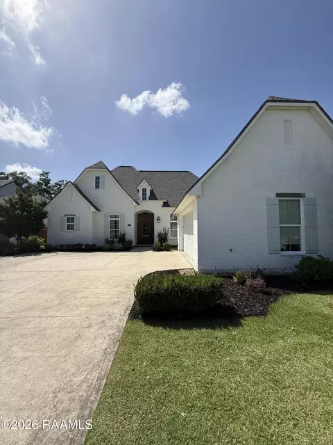 101 Glasgow Dr, Lafayette, LA 70508