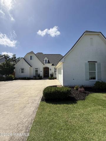 101 Glasgow Dr, Lafayette, LA 70508