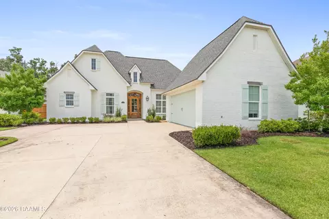 101 Glasgow Dr, Lafayette, LA 70508