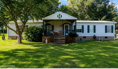 7714 Fred Romero Rd, New Iberia, LA 70560