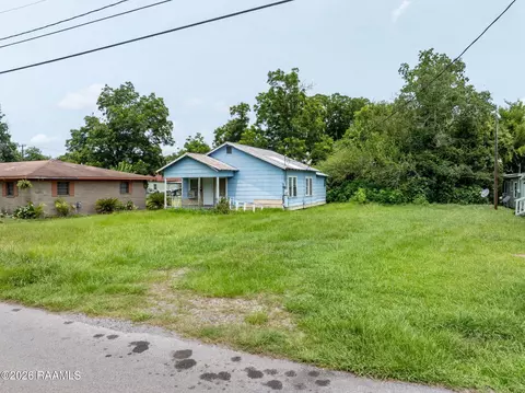 1018 W 6th St, Crowley, LA 70526