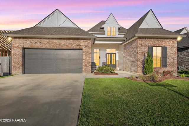 316 Sweet Harvest Rd, Youngsville, LA 70592