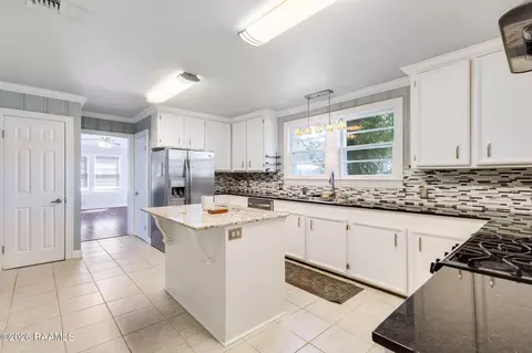 151 Memory Ln, Lafayette, LA 70506 photo 6