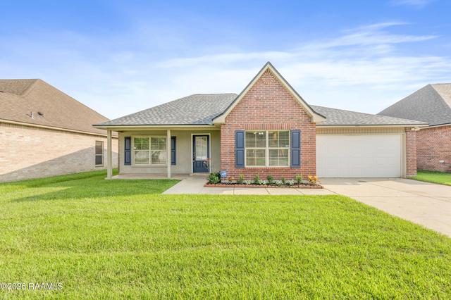 106 Rue Nuage, Carencro, LA 70520