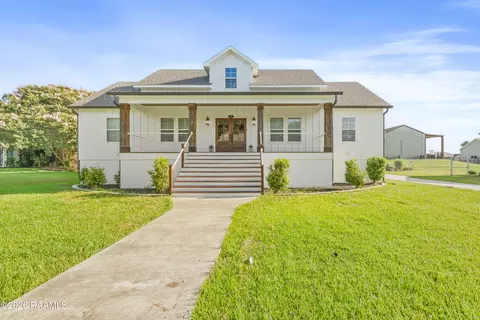 508 W Laodis St, Delcambre, LA 70528