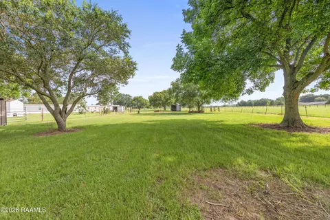 Exterior - 850 Leblanc Rd, Duson, LA 70529 photo 9 of 16