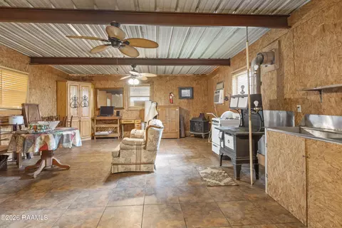 Entry Way - 850 Leblanc Rd, Duson, LA 70529 photo 1 of 1