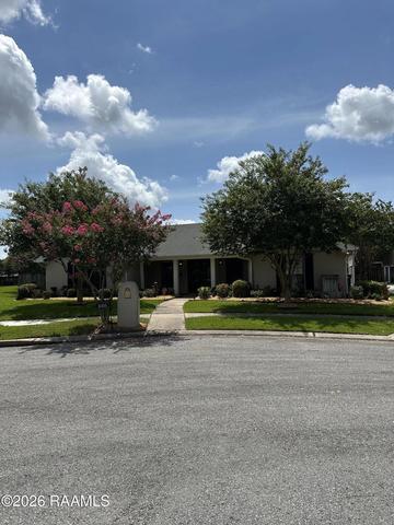 536 Robert Lee Cir, Lafayette, LA 70506