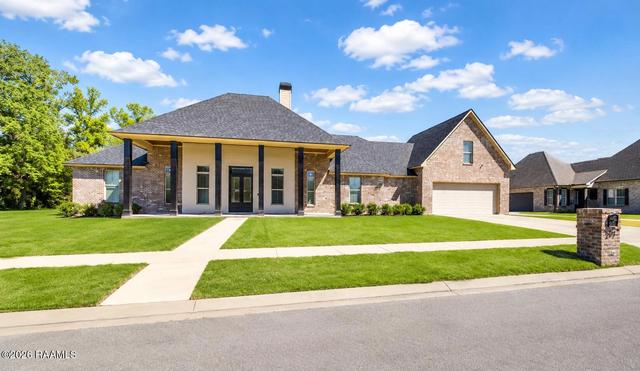 217 Waterhouse Rd, Carencro, LA 70520