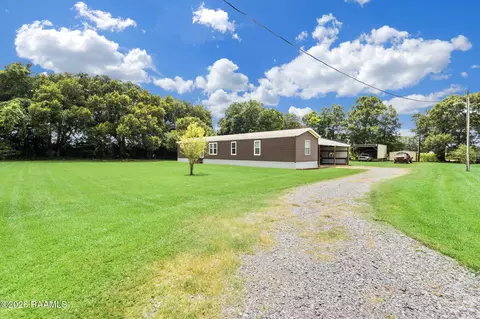 1161 Cormier Rd # F, Breaux Bridge, LA 70517
