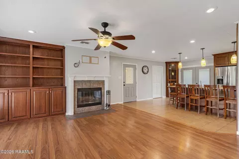 815 E St, Rayne, LA 70578 photo 3