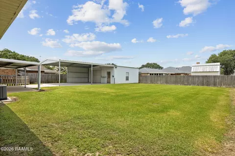 815 E St, Rayne, LA 70578 photo 19