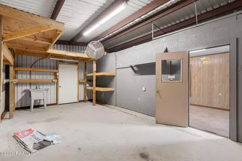 815 E St, Rayne, LA 70578 photo 23