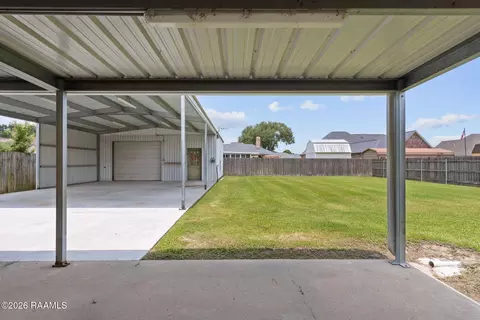 815 E St, Rayne, LA 70578 photo 18