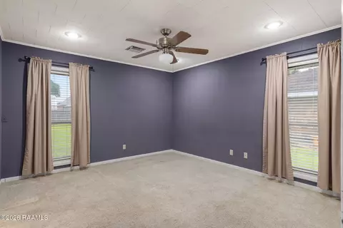 815 E St, Rayne, LA 70578 photo 16