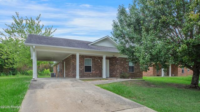 809 W End Dr, New Iberia, LA 70560