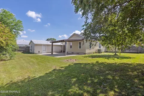 708 S Polk St, Rayne, LA 70578