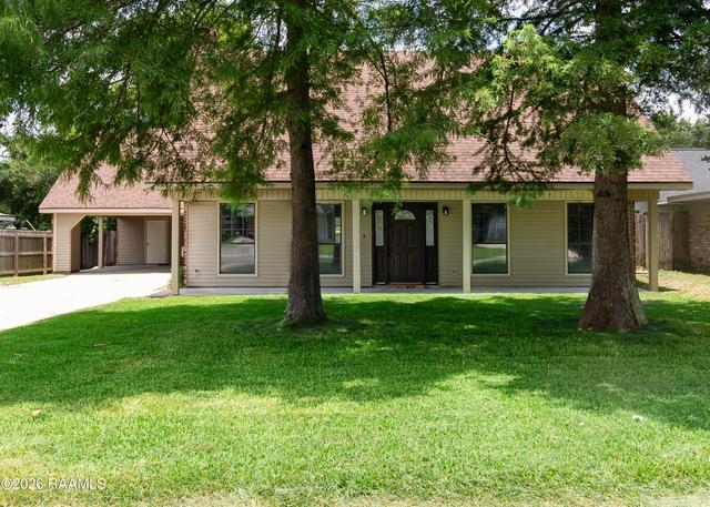 115 Briar Green Dr, Youngsville, LA 70592