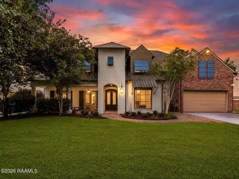 607 River Oak Cir, Lafayette, LA 70508