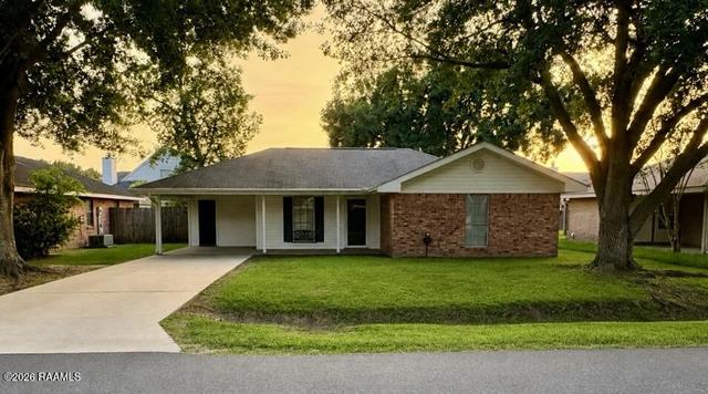 130 Marietta Dr, Youngsville, LA 70592