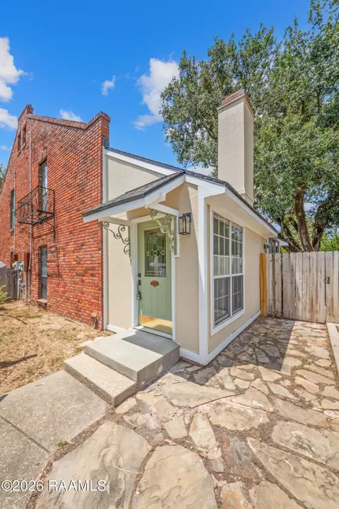200 Curtis St #C, Lafayette, LA 70506