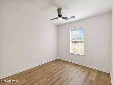 Bedroom - 309 Cheyenne Cir, Scott, LA 70583 photo 2 of 3