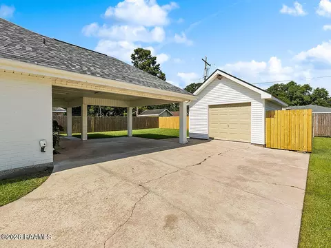 Exterior - 309 Cheyenne Cir, Scott, LA 70583 photo 6 of 7