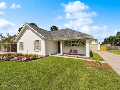 Exterior - 309 Cheyenne Cir, Scott, LA 70583 photo 3 of 7