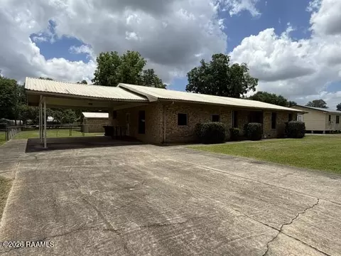 113 Vermilion St, Kaplan, LA 70548 photo 2