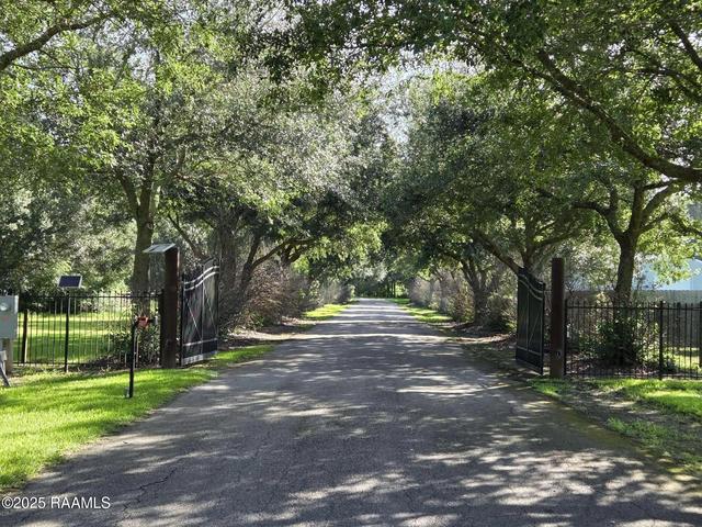 201 Oak Side Aly, Lafayette, LA 70508