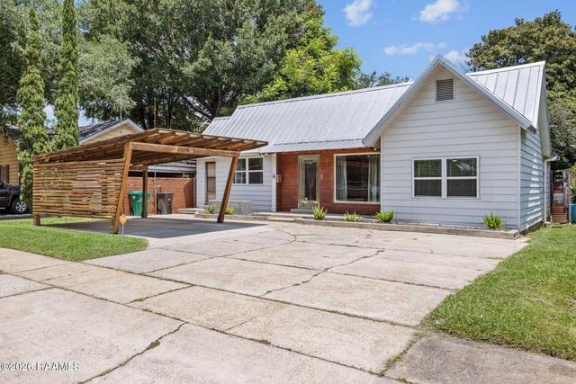 142 Cedar Crest Ct, Lafayette, LA 70501