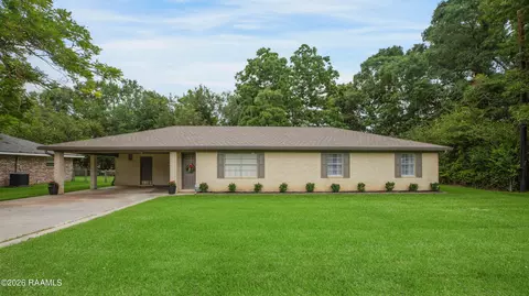 403 Kevin Dr, Lafayette, LA 70507