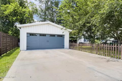 625 E 2nd St, Crowley, LA 70526 photo 27