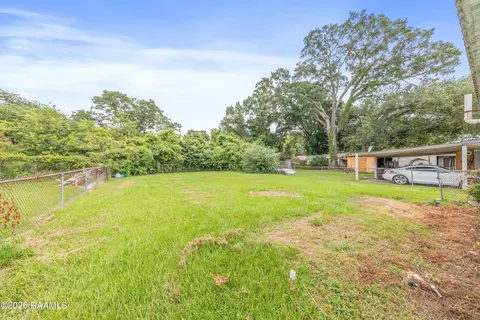 1409 E Willow St, Lafayette, LA 70501 photo 4