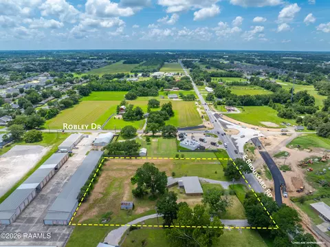 614 E 616 E Broussard Rd, Lafayette, LA 70503